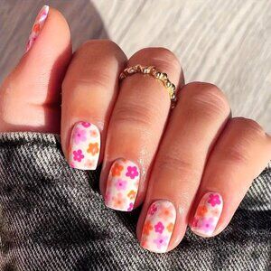 Nails Floral Press On Kit Flowers 24 Manicure Stylish Trendy Fake Reusable Pink
